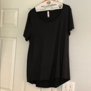 LulaRoe 2XL Classic Tee
